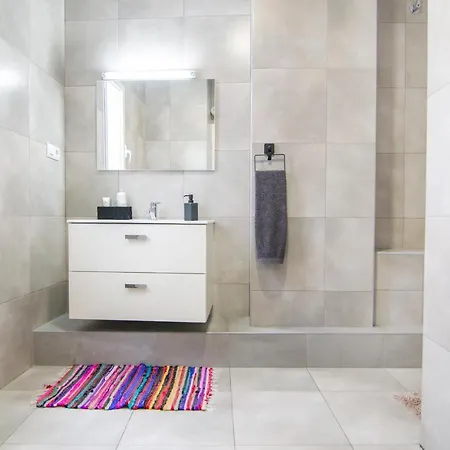 Kasa Katia 2* فالنسيا